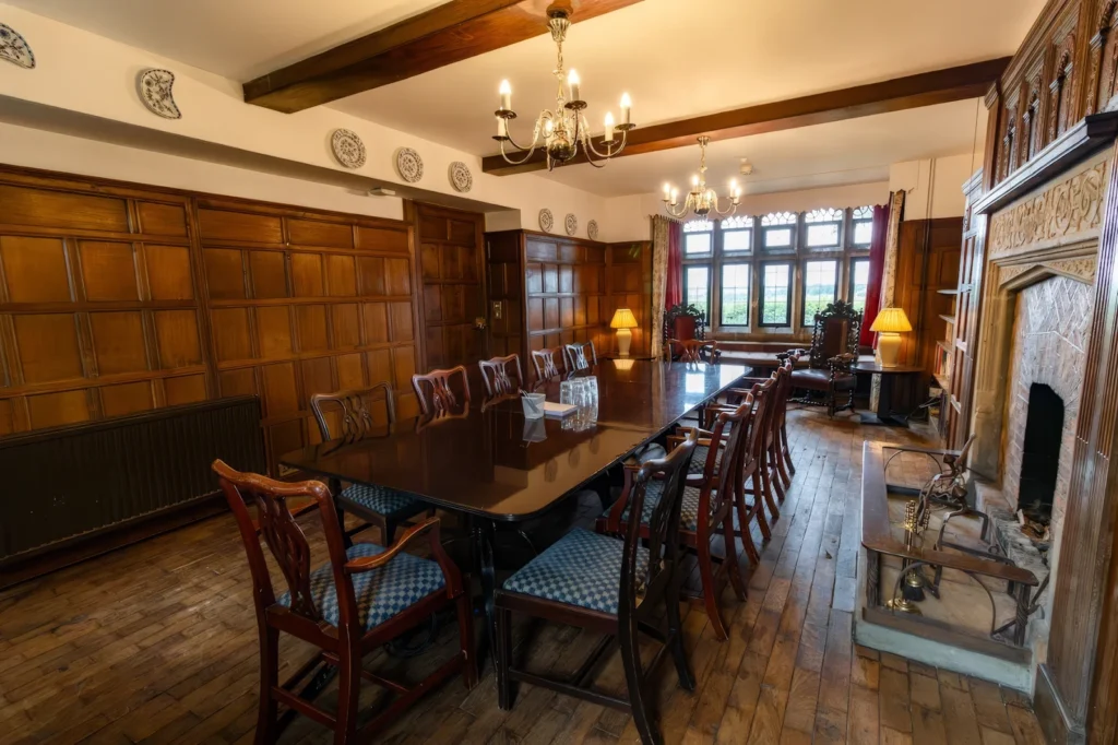 Highgate House 09